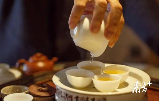 long8唯一官方网站登录茶具知识功夫茶具是什么意思广东打好茶产业“文化牌”：粤
